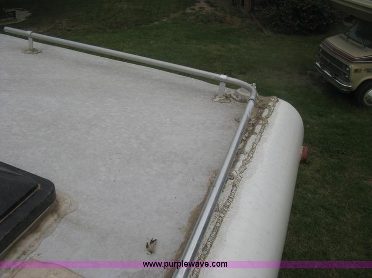 image for item H6375 1998 Cardinal LX fifth wheel camper