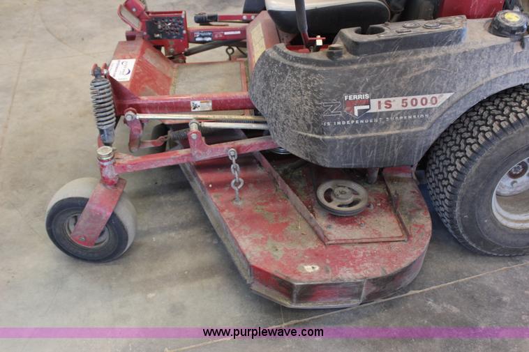 image for item H6682 Ferris IS5000 ZTR lawn mower