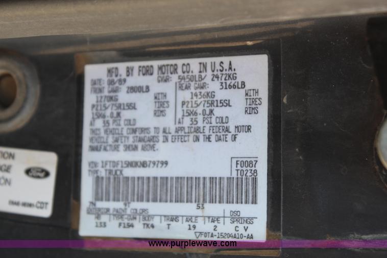 image for item H6931 1989 Ford F150 XLT pickup truck