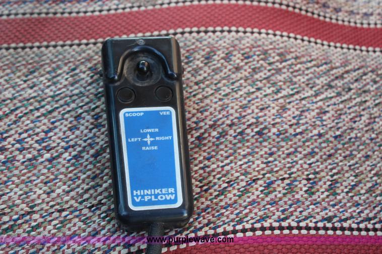 image for item H6997 1986 Ford F250 pickup truck