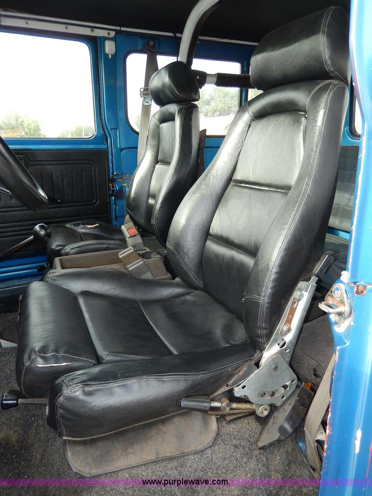 image for item I4272 1983 Toyota Land Cruiser SUV