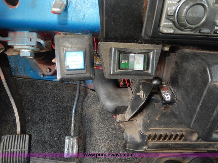 image for item I4272 1983 Toyota Land Cruiser SUV