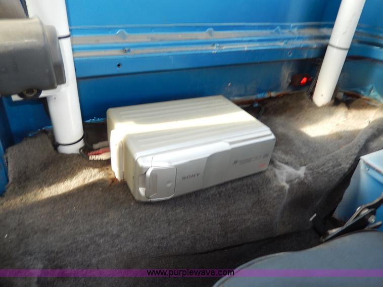 image for item I4272 1983 Toyota Land Cruiser SUV