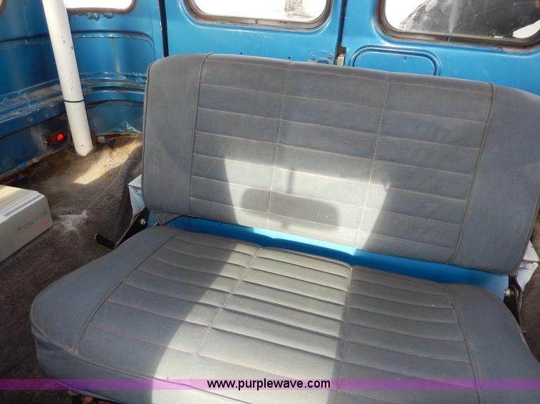 image for item I4272 1983 Toyota Land Cruiser SUV