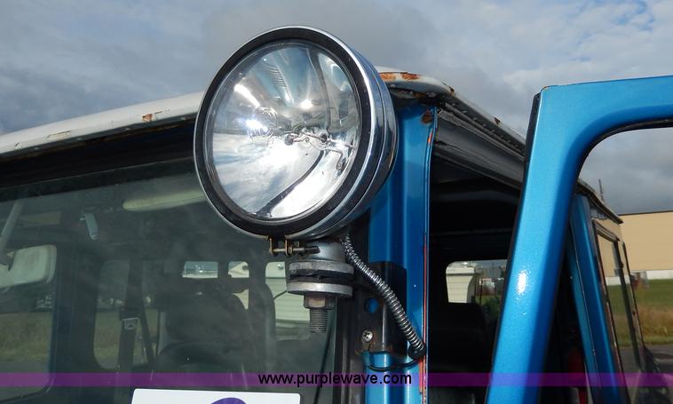 image for item I4272 1983 Toyota Land Cruiser SUV