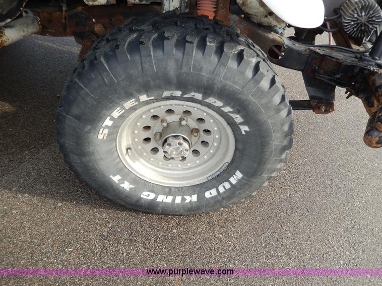 image for item I4272 1983 Toyota Land Cruiser SUV