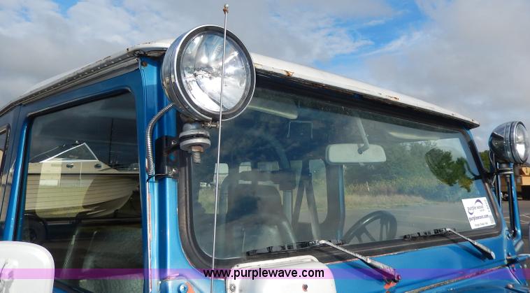 image for item I4272 1983 Toyota Land Cruiser SUV