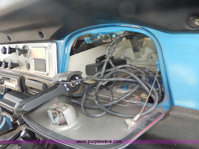 image for item I4272 1983 Toyota Land Cruiser SUV