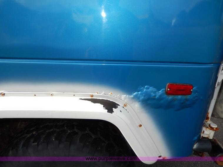 image for item I4272 1983 Toyota Land Cruiser SUV