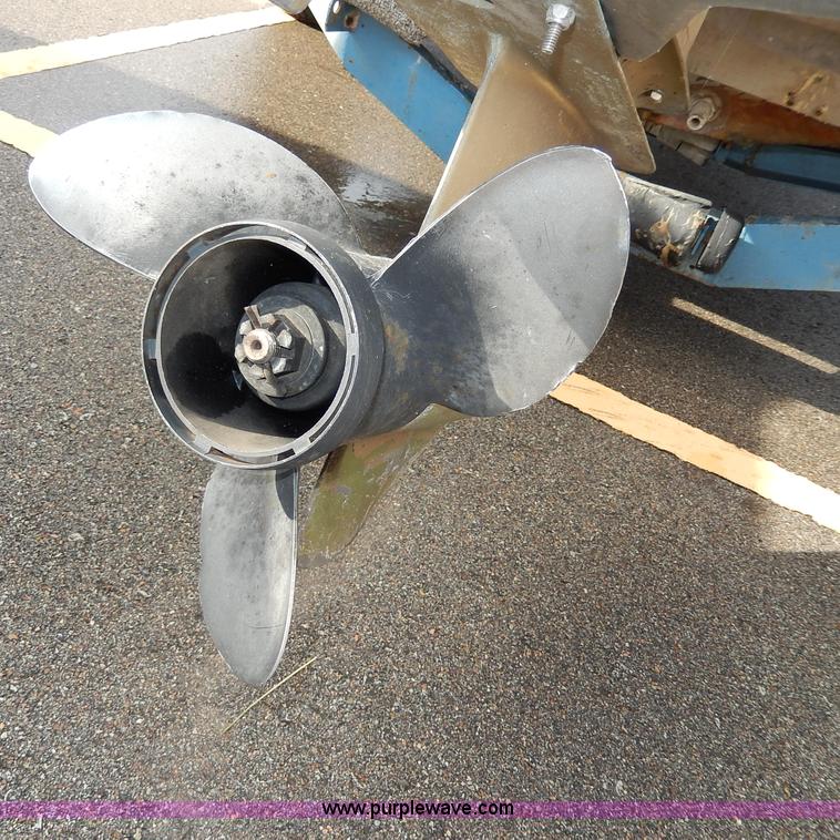 image for item I4299 1976 Champion 17' fiberglass boat