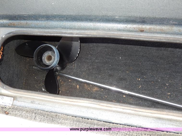 image for item I4299 1976 Champion 17' fiberglass boat