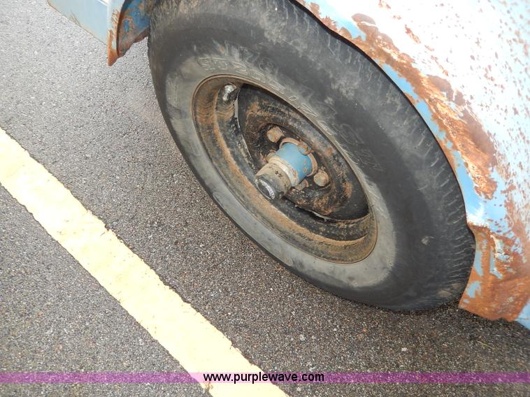 image for item I4299 1976 Champion 17' fiberglass boat