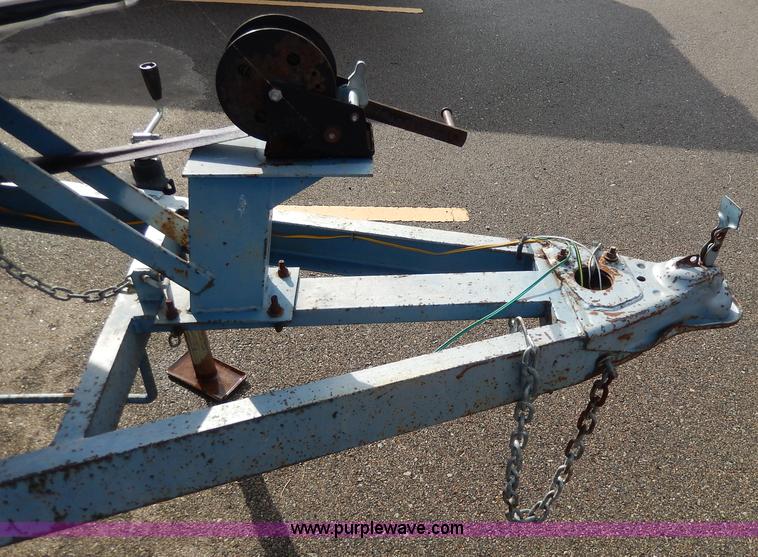 image for item I4299 1976 Champion 17' fiberglass boat