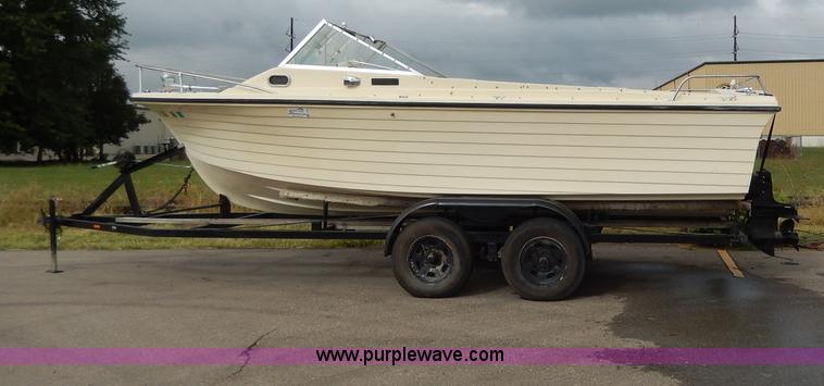 image for item I4300 1972 Browning Runabout Mediterranean cuddy cabin boat