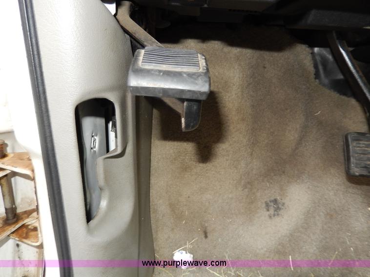 image for item I4301 2000 GMC Jimmy Envoy SLT SUV