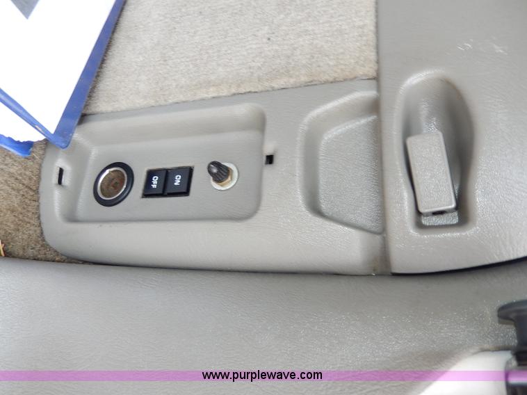 image for item I4301 2000 GMC Jimmy Envoy SLT SUV