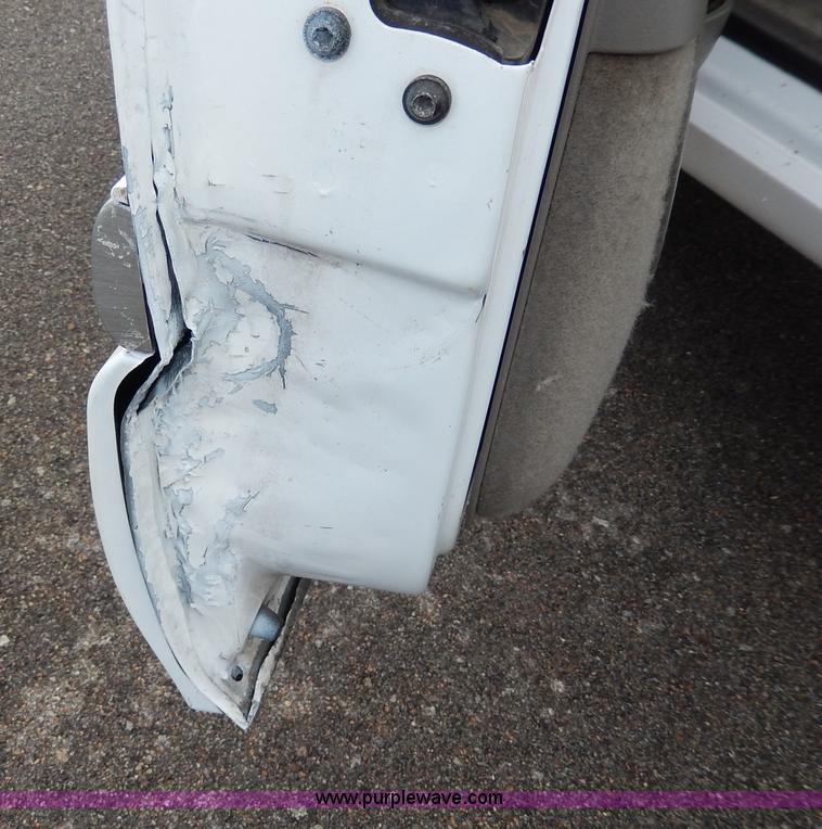 image for item I4301 2000 GMC Jimmy Envoy SLT SUV