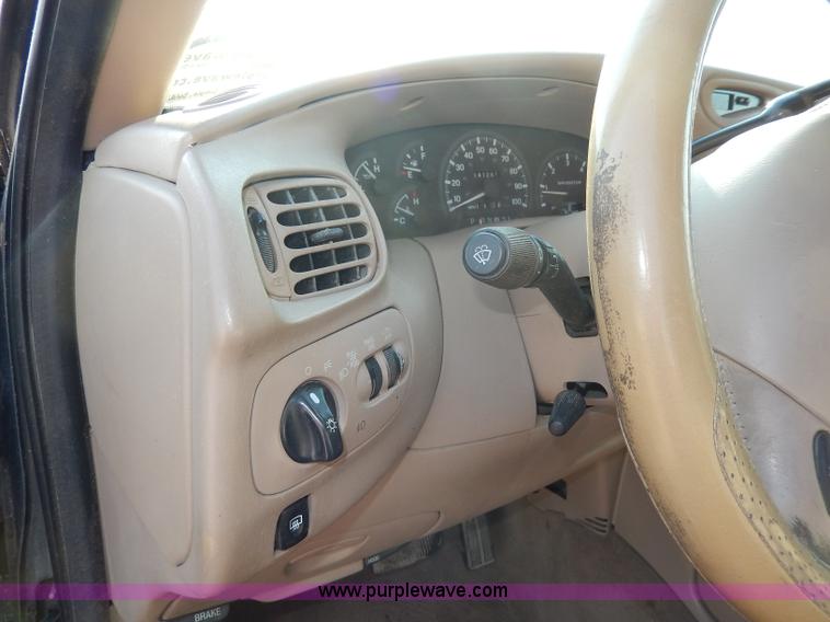 image for item I4359 1998 Lincoln Navigator SUV