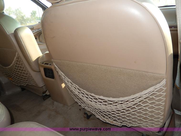 image for item I4359 1998 Lincoln Navigator SUV