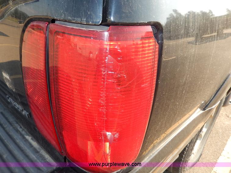 image for item I4359 1998 Lincoln Navigator SUV