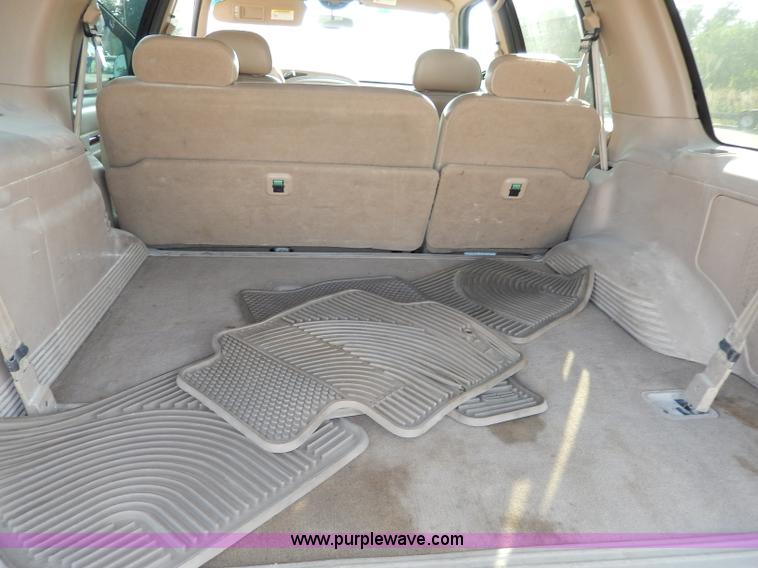 image for item I4359 1998 Lincoln Navigator SUV