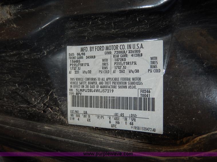 image for item I4359 1998 Lincoln Navigator SUV