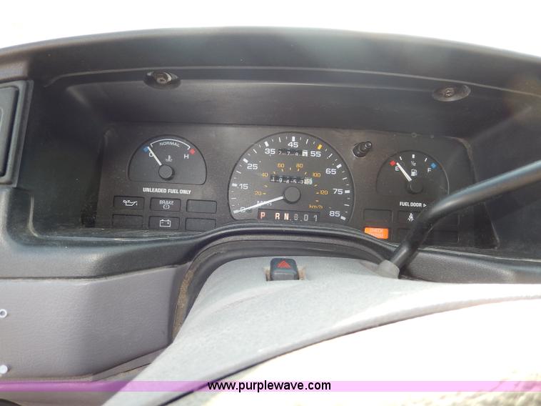 image for item I4360 1994 Ford Taurus GL