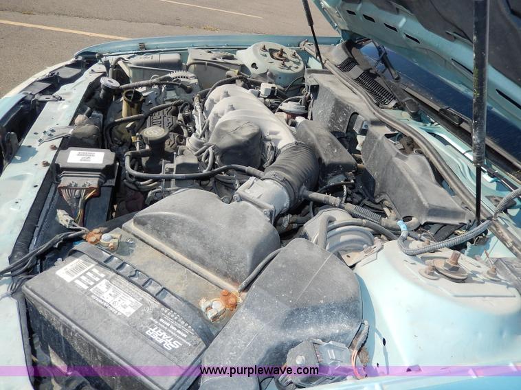 image for item I4360 1994 Ford Taurus GL