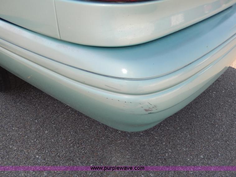 image for item I4360 1994 Ford Taurus GL