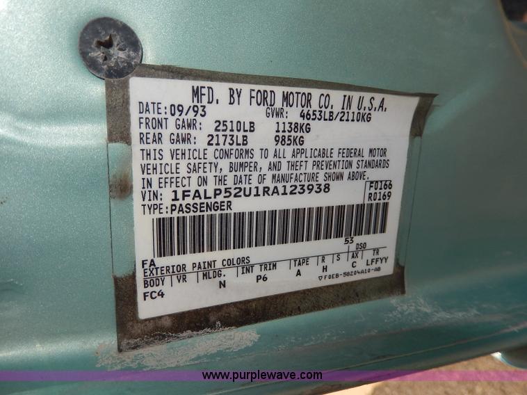 image for item I4360 1994 Ford Taurus GL