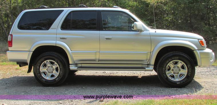 image for item I4982 1999 Toyota 4Runner Limited SUV