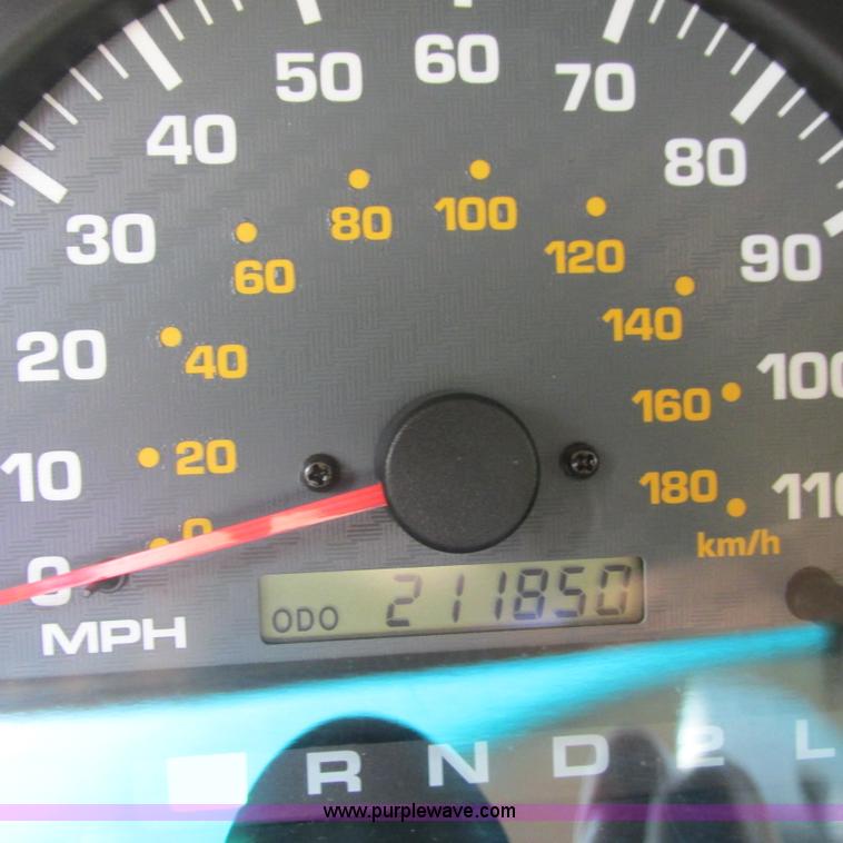 image for item I4982 1999 Toyota 4Runner Limited SUV