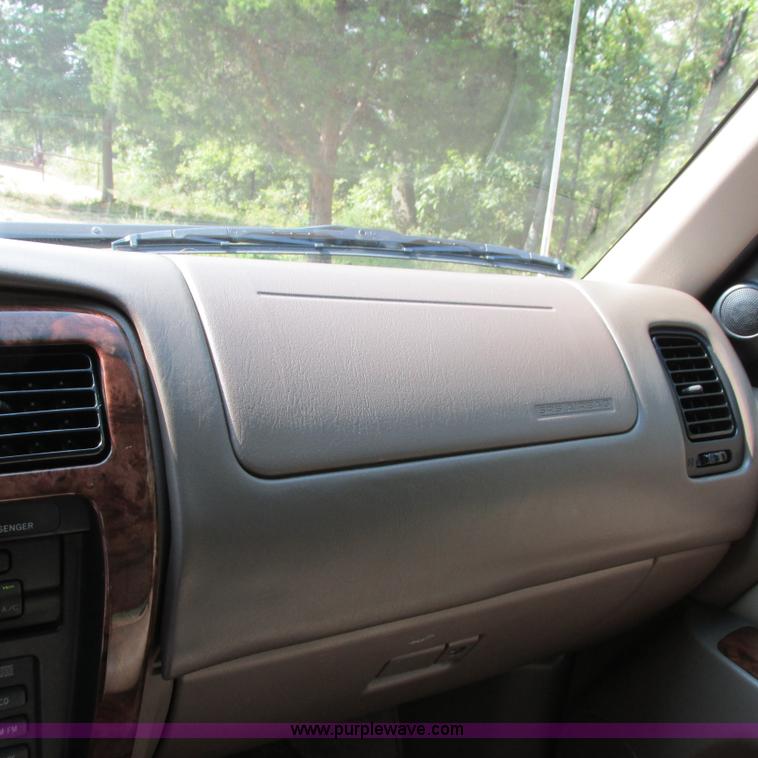 image for item I4982 1999 Toyota 4Runner Limited SUV