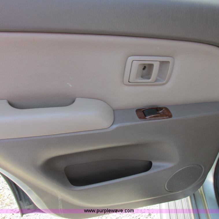 image for item I4982 1999 Toyota 4Runner Limited SUV