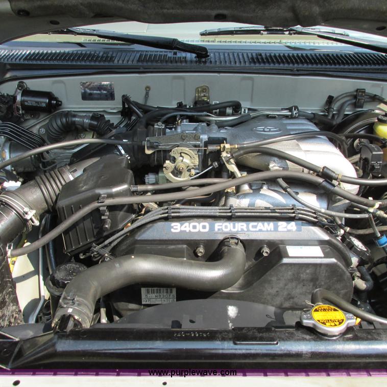 image for item I4982 1999 Toyota 4Runner Limited SUV