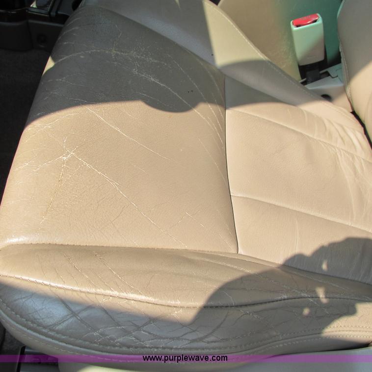 image for item I4982 1999 Toyota 4Runner Limited SUV