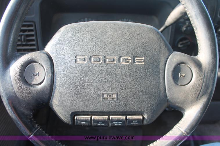 image for item I8094 1995 Dodge Ram 2500 ST Club Cab flatbed truck