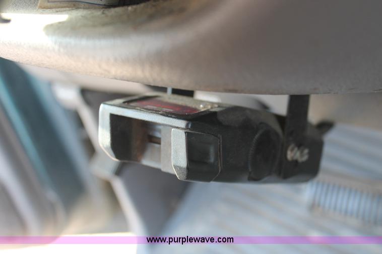 image for item I8094 1995 Dodge Ram 2500 ST Club Cab flatbed truck