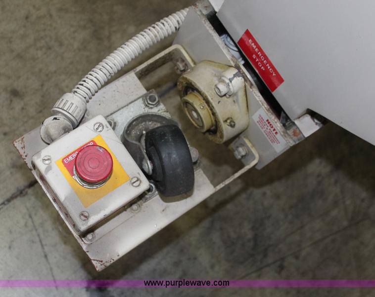 image for item I8131 Nelmor AG88 auger grinder