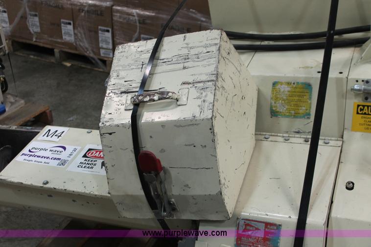 image for item I8132 Nelmor AN1010M auger grinder