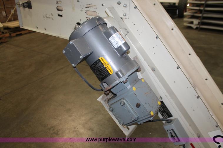 image for item I8136 TEC HI8X5 horizontal to incline conveyor