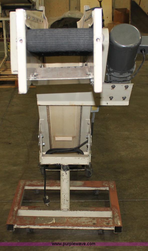 image for item I8136 TEC HI8X5 horizontal to incline conveyor