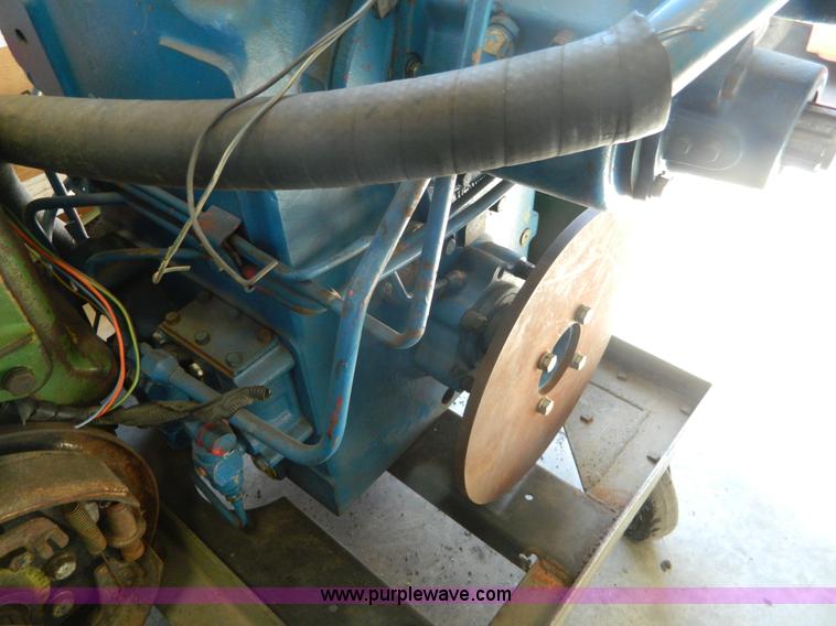 image for item AD9039 Ford/Versitile V946 transmission