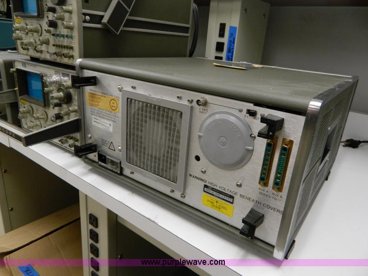 image for item AD9105 (3) HP 1707B oscilloscopes