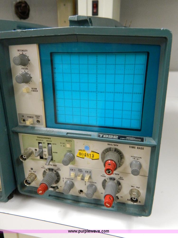 image for item AD9106 (4) Tetronix T922 oscilloscopes