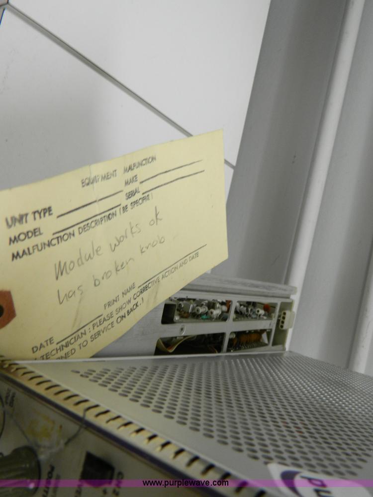 image for item AD9116 Tektronix amps