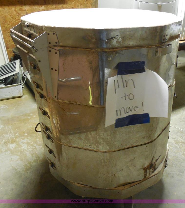 image for item AL9693 Skutt 1027-208 kiln