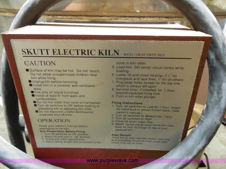 image for item AL9693 Skutt 1027-208 kiln