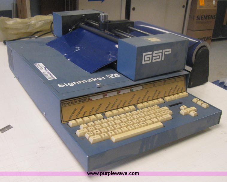 image for item AN9507 Signmaker IVB vinyl cutter