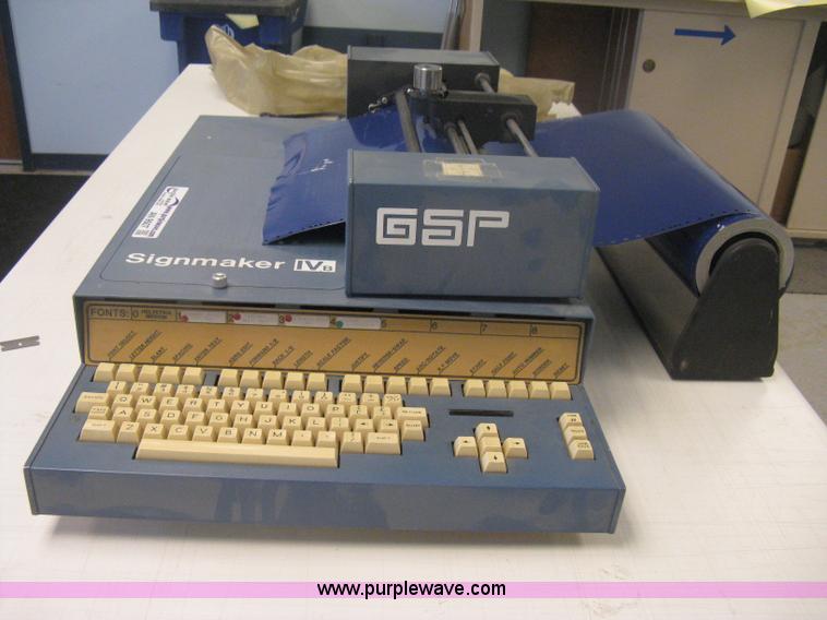 image for item AN9507 Signmaker IVB vinyl cutter